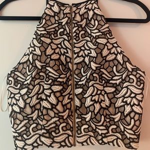 KEEPSAKE SIZE MEDIUM CROP TOP